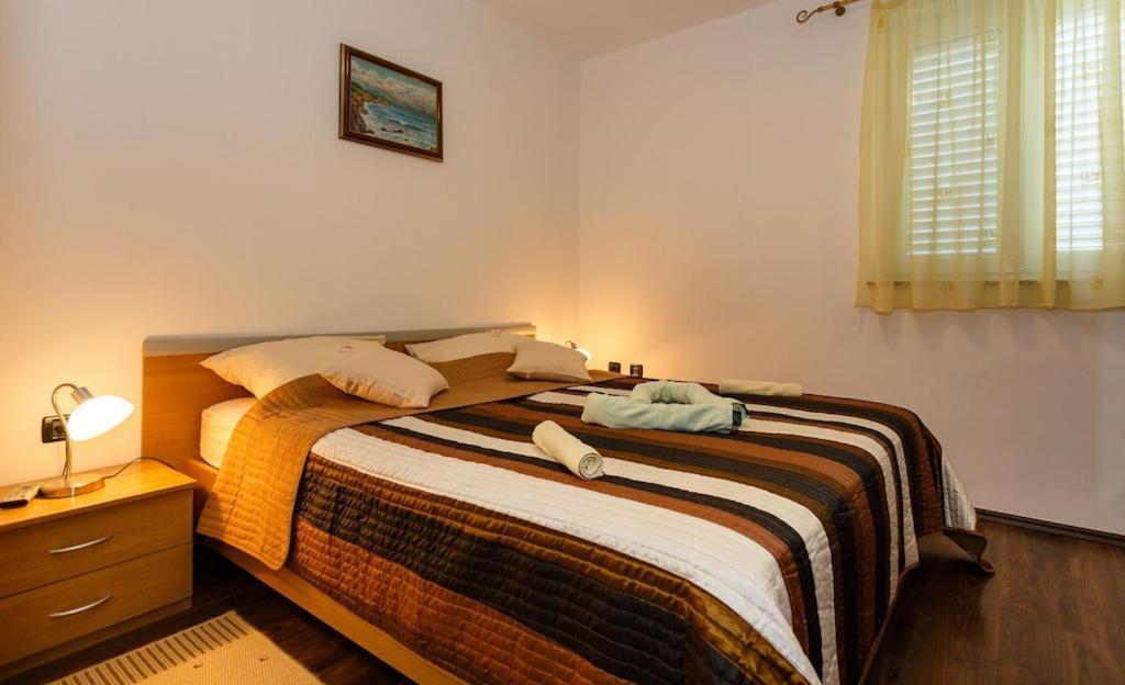 Premium Apartment Near Center And Beach With Parking Krk Town Esterno foto
